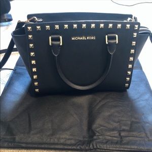 Michael Kors Selma Stud Satchel Purse ✨💋